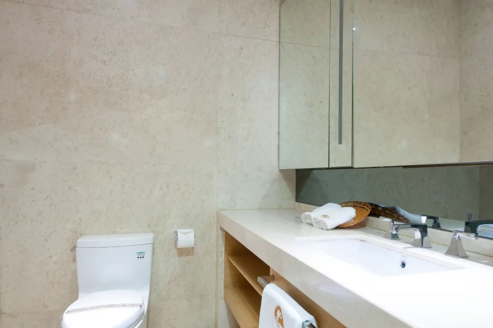 Фото Easy Holiday Inn