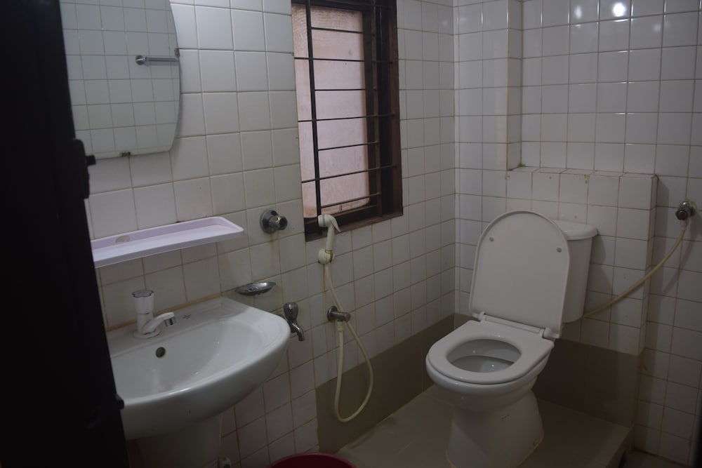 Фото Hotel East End