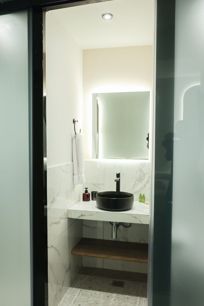 Фото Up Hill Unique Boutique Hotel