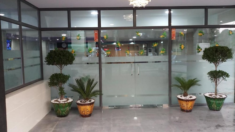 Фото Hotel San Taw Win