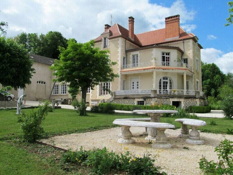 Гостиница Vue du Château d'Excideuil