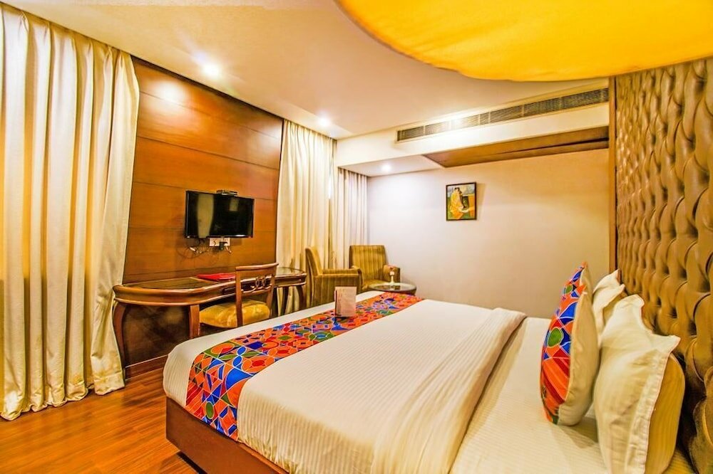 Фото Hotel Wti Airport