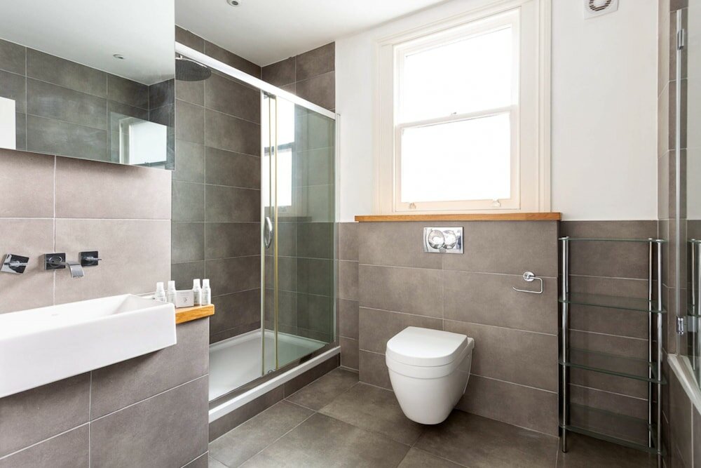 Фото Spacious Apartment Near Portobello Road