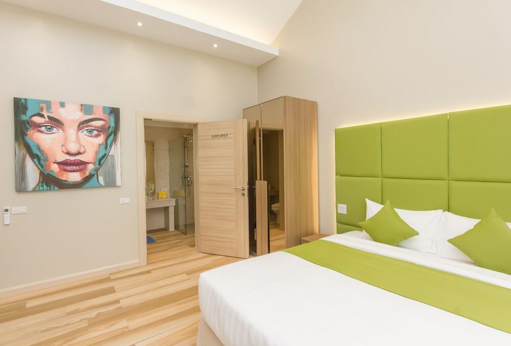 Фото 3-bdr Luxury Villa At A Villa Resort