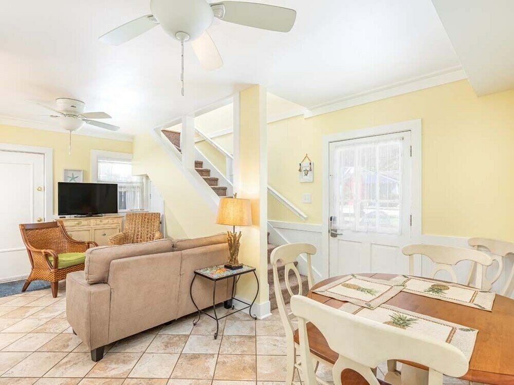 Фото Sisters in the Sand