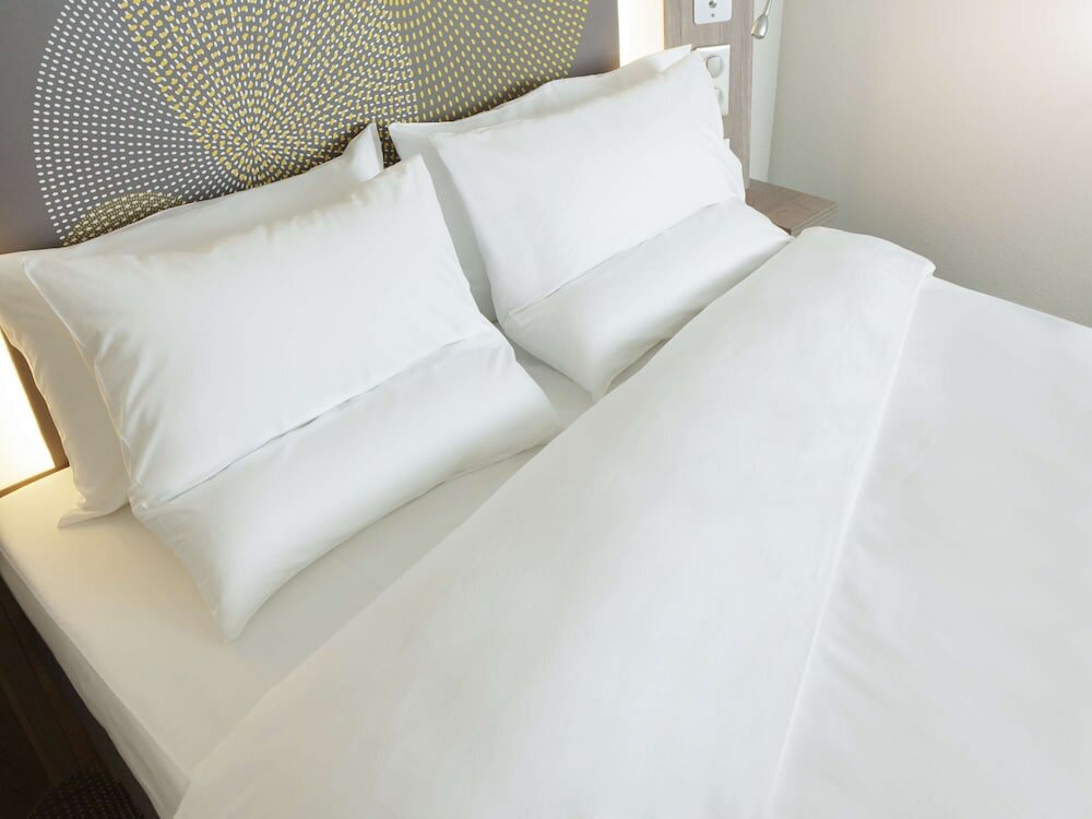 Фото Отель Novotel London Canary Wharf