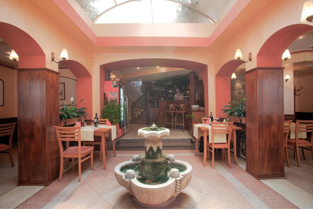 Фото Old Plovdiv House in Kapana Area