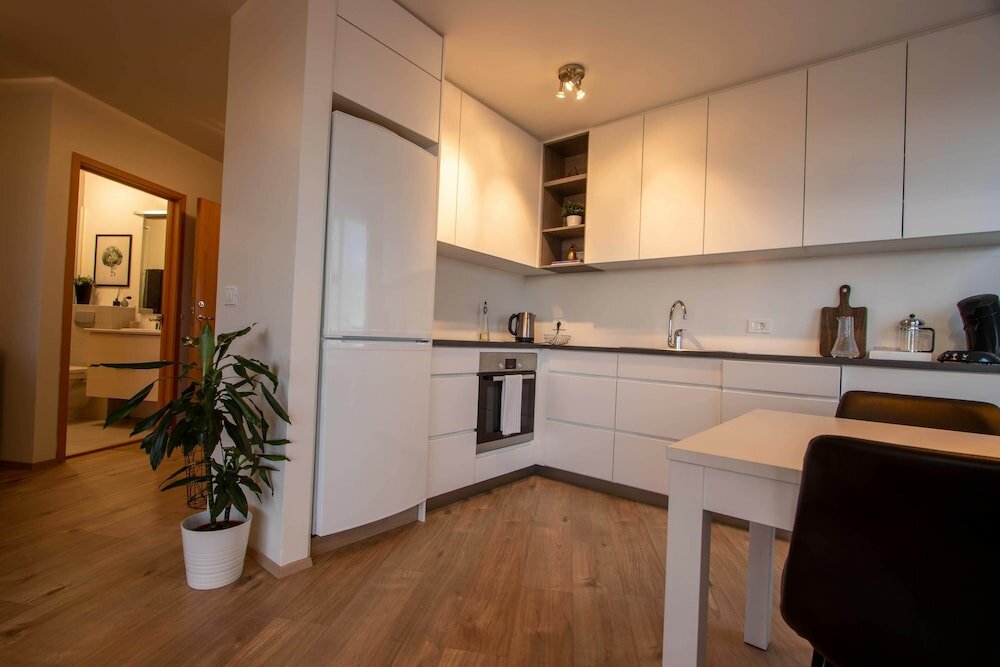 Фото Apartment H62