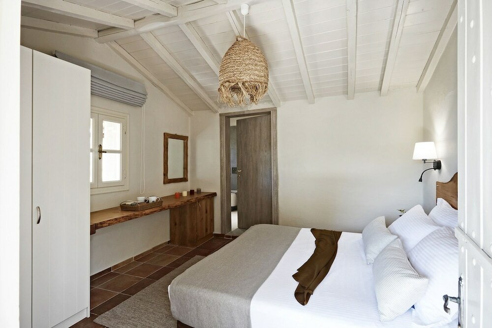 Фото Skiathos Ira Hotel