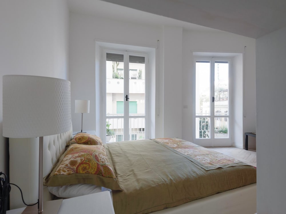 Фото Rsh Vatican Bright Two Bedroom Apartment