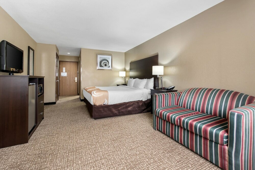 Фото Quality Inn & Suites Lebanon I-65