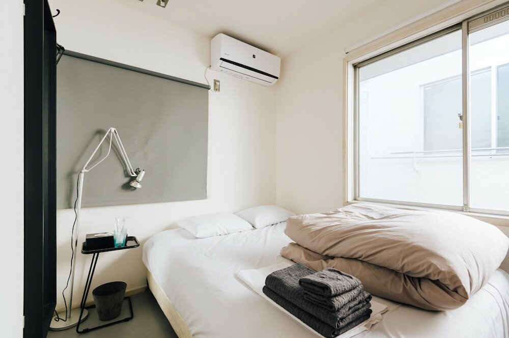 Фото Iza Kamakura Guest House & Bar