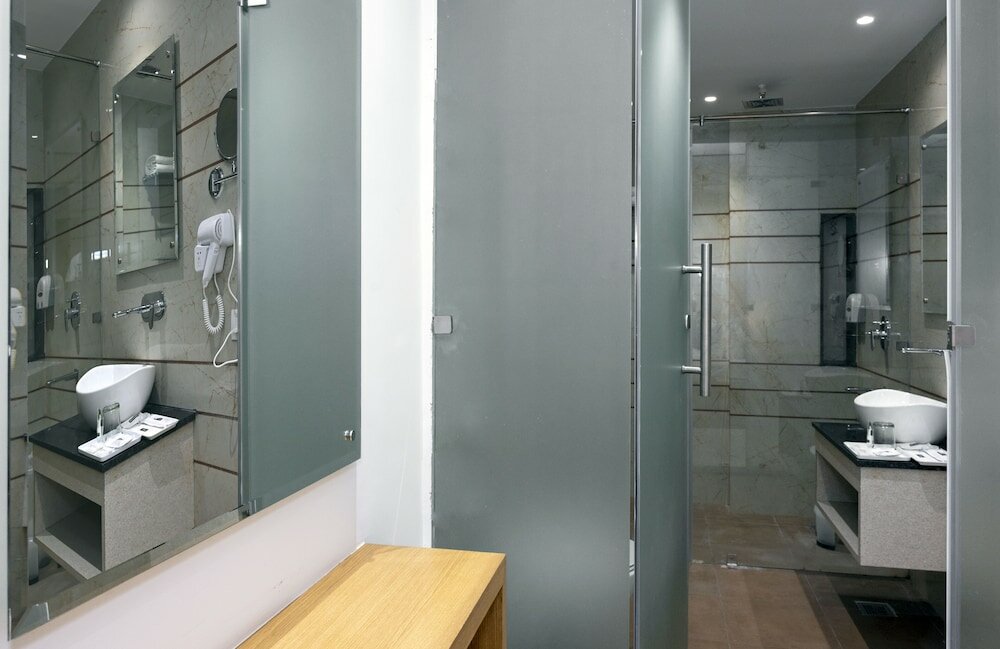 Фото Classio Royale by Pineberry Hotels