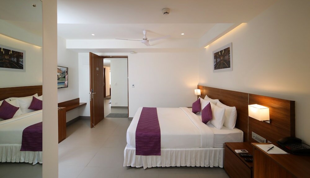 Фото Lilac Hotel 5th Block