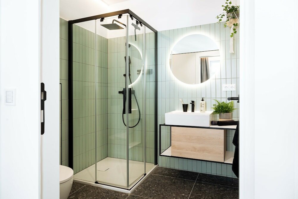 Фото Urban Jungle Apartments