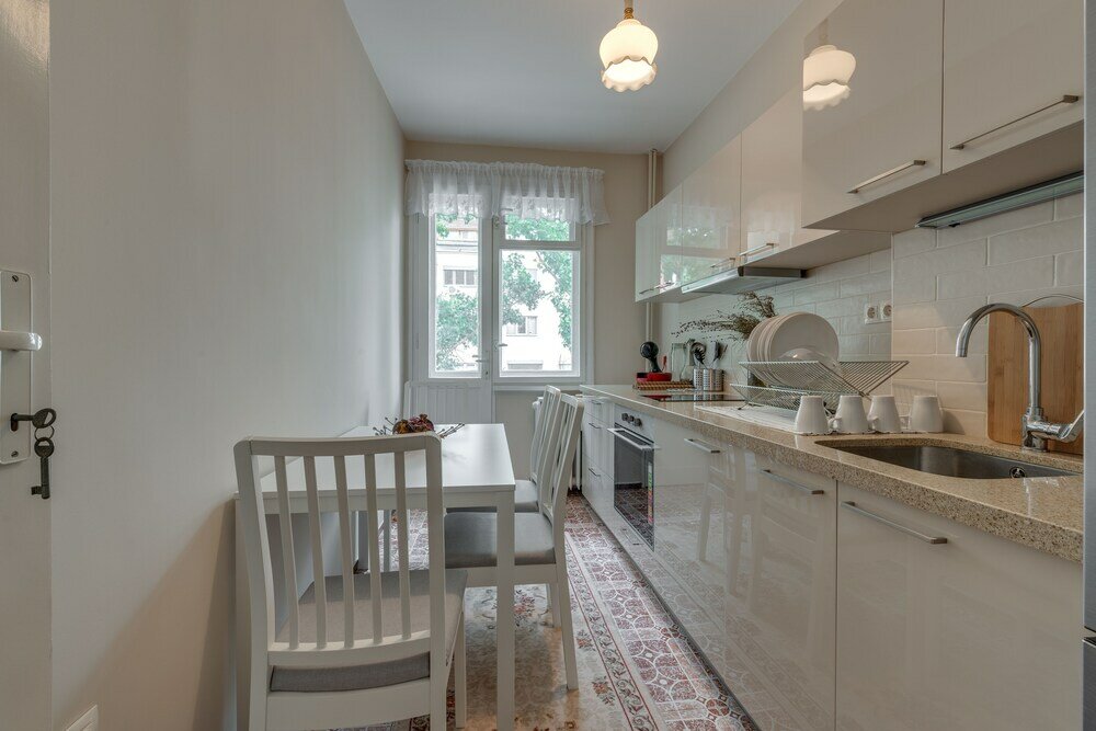 Фото Beautiful Jewel in the Top Centre