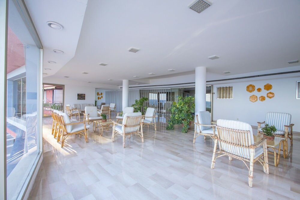 Фото Cervo 319c With Shared Pool