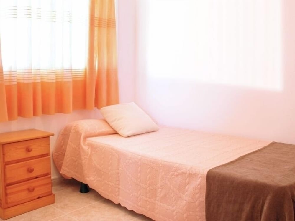 Фото Apartamentos Almazor-6