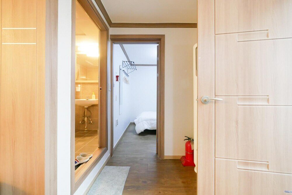 Фото Liz's House - Hostel