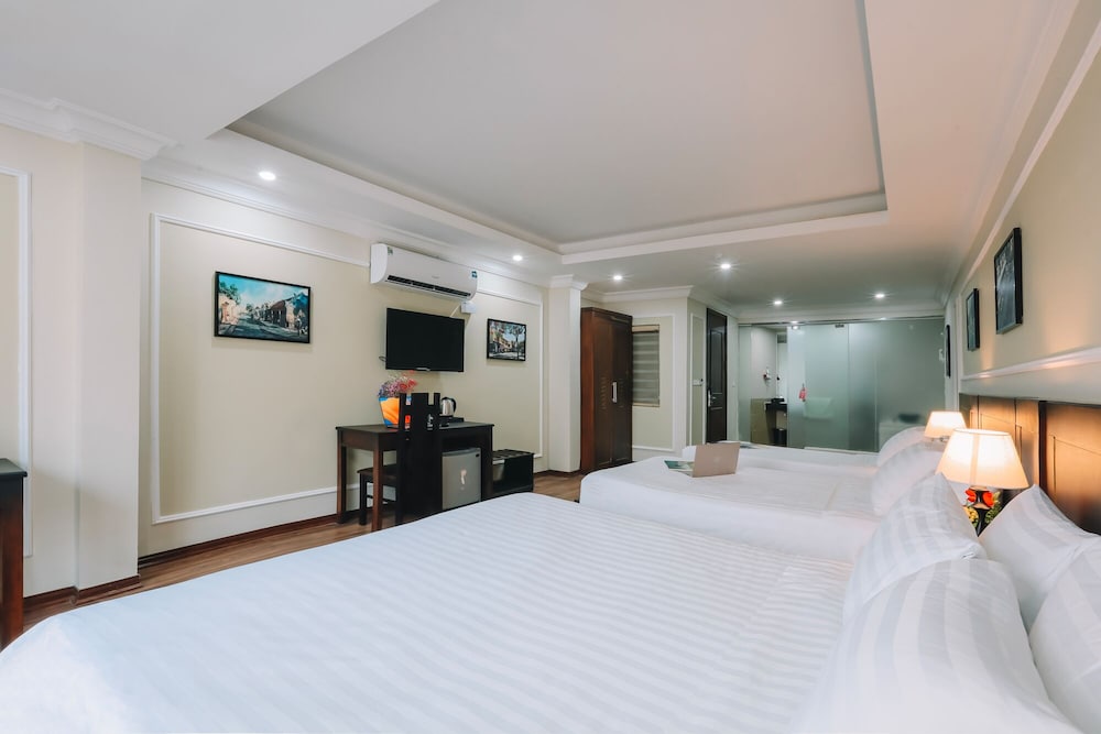 Фото Hanoi Lake View Hotel & SPA