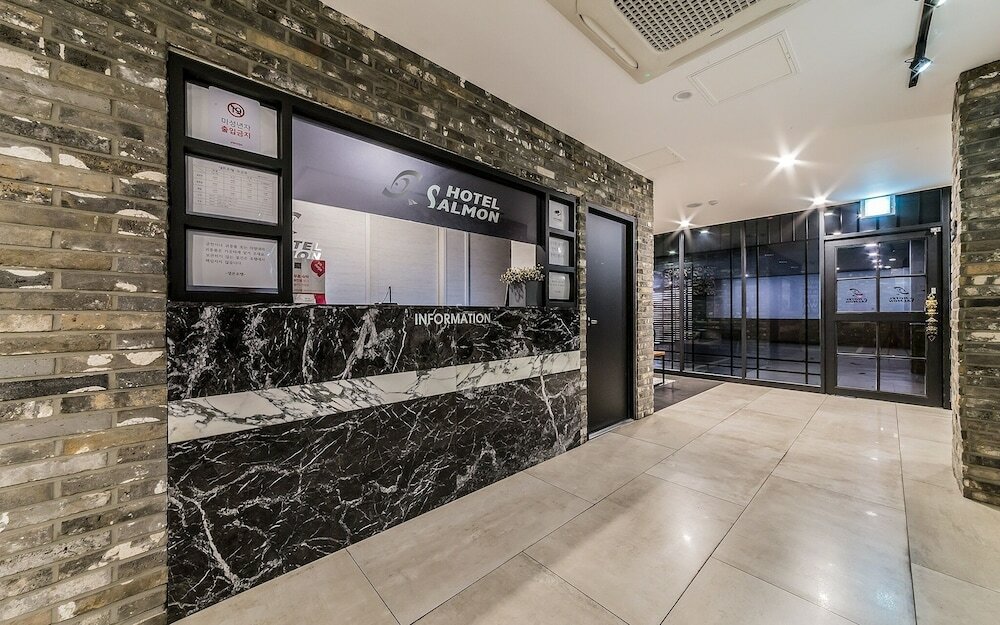 Фото Sangbong Salmon