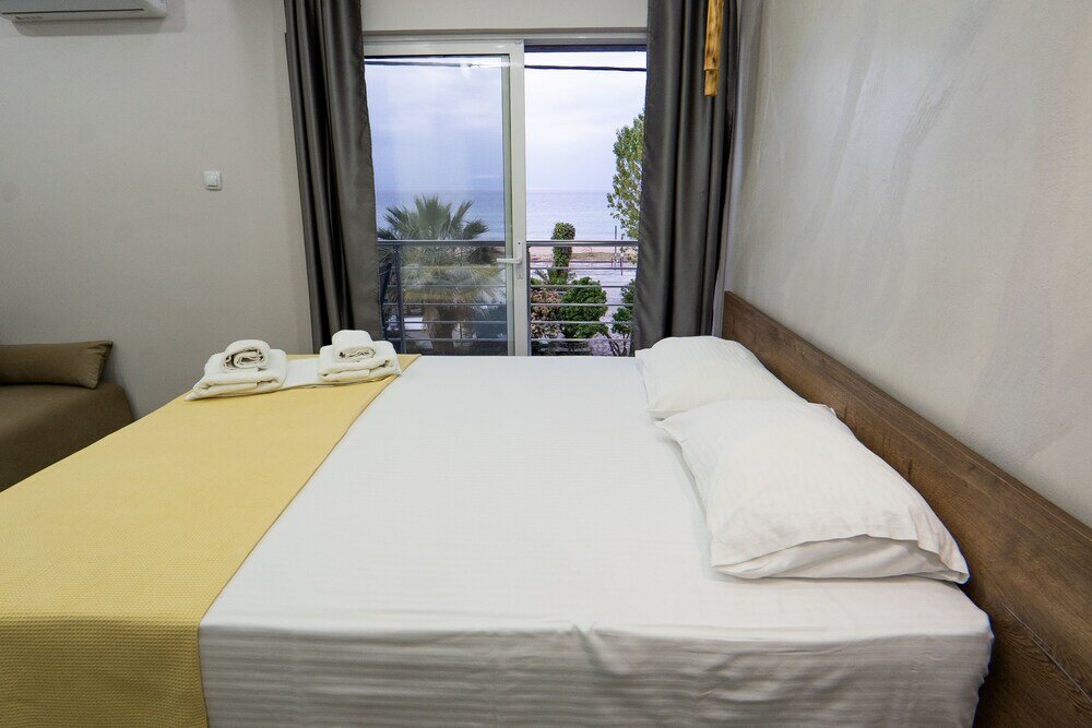 Фото Nikolaidis Apartments