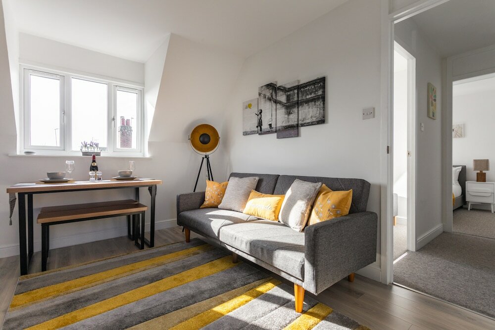 Фото Castle Reach Apartment by Creative Stays