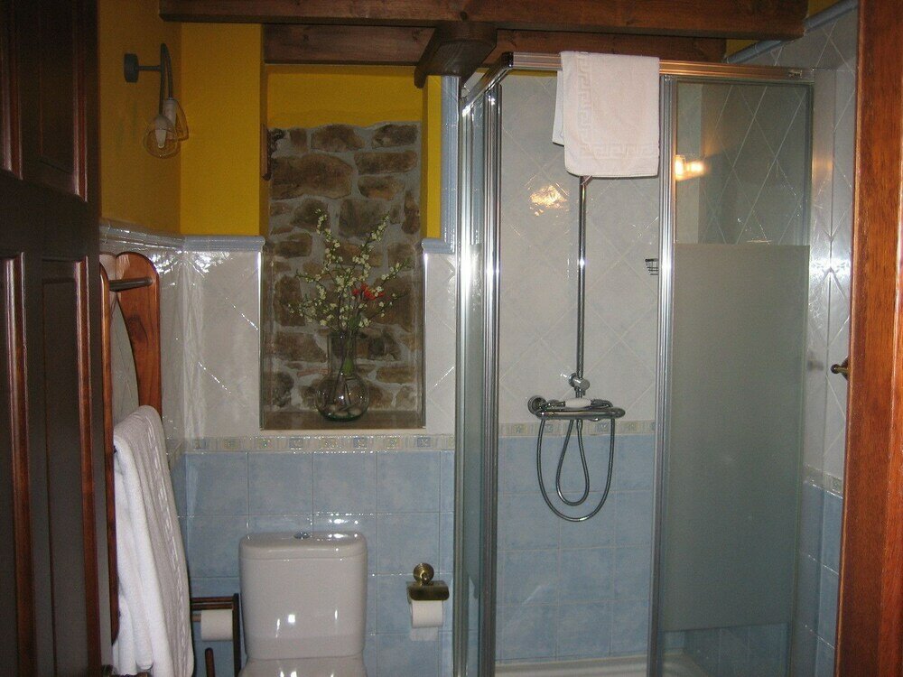Фото Apartamentos Rurales La Portiella