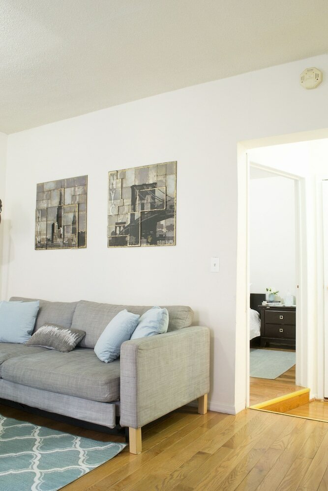 Фото Walk to Columbia Uni & Central Park - 1min To Train