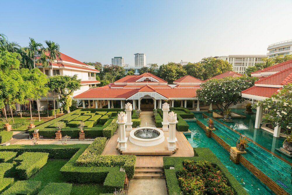 Фото Wora Bura Hua Hin Resort & Spa