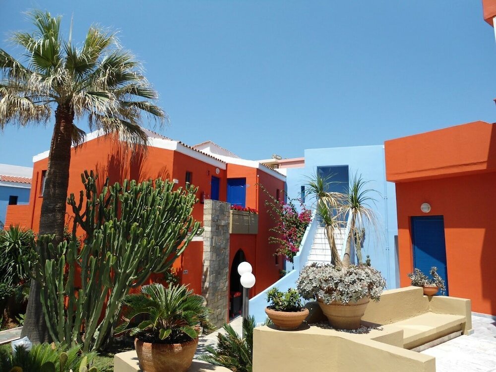 Фото Marina Sands Art Hotel