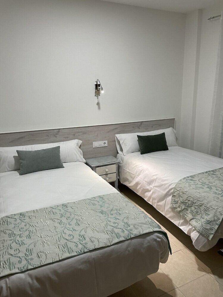 Фото Hostal Fleming