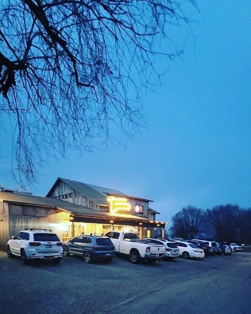 Фото Challis Roadhouse