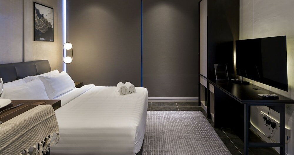 Фото Scarletz Suites by Five senses