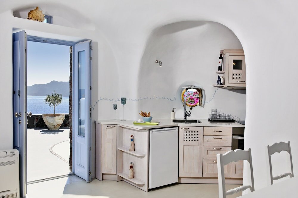 Фото Anemomilos Hotel & Apartments