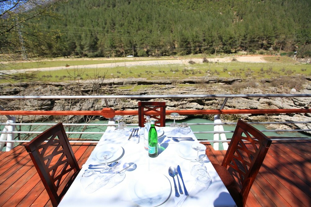 Фото Hotel Gryka e Kelcyres