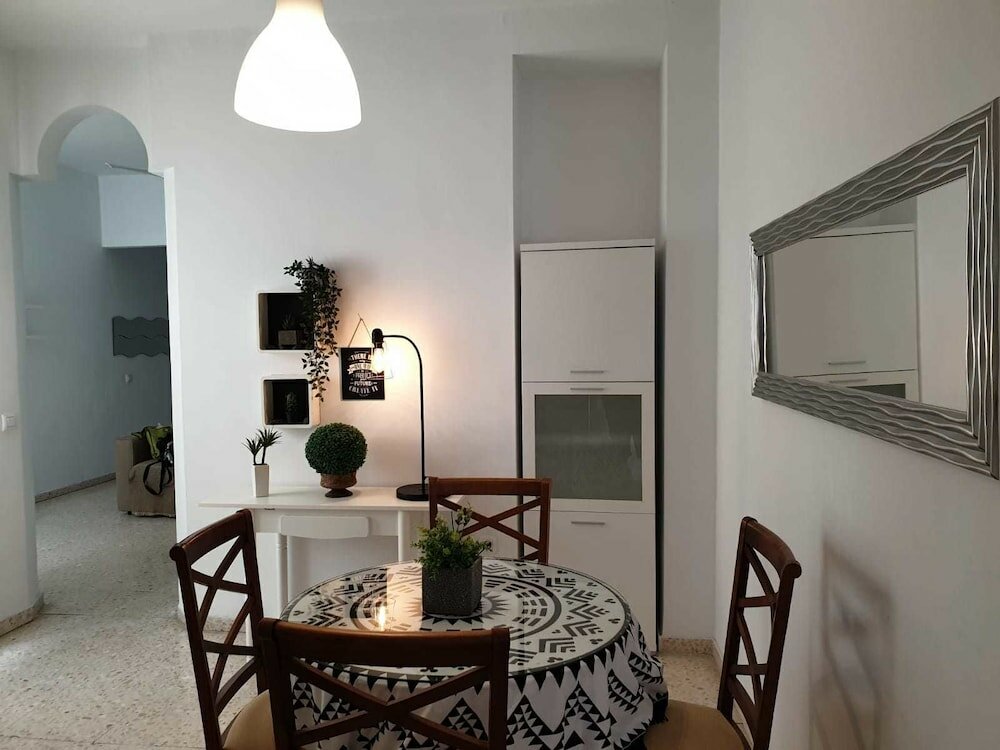 Фото Amplio y Luminoso EN el Corazon Sevilla