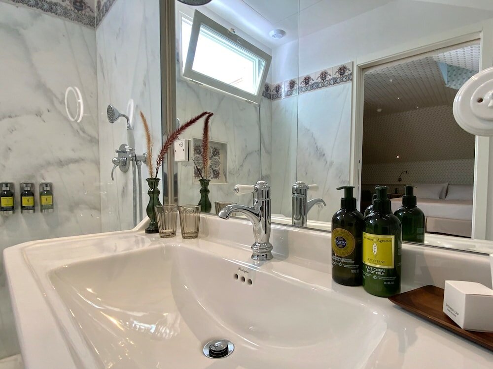 Фото Hotel Tayko Sevilla