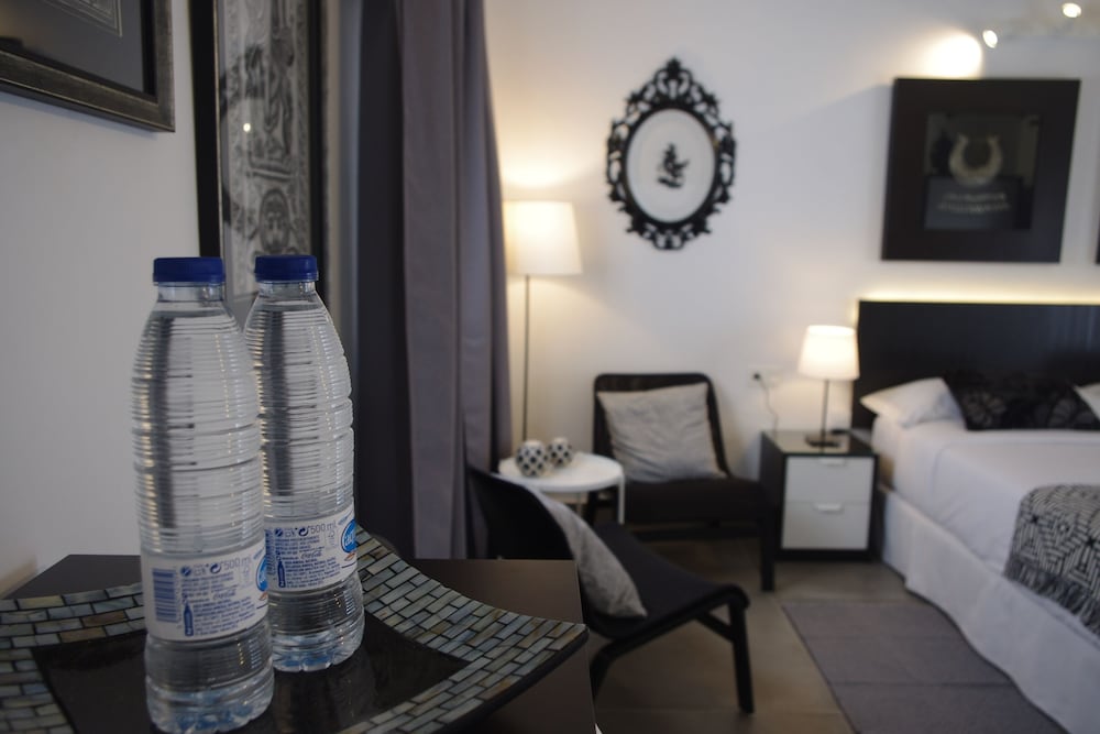 Фото Magma Rooms