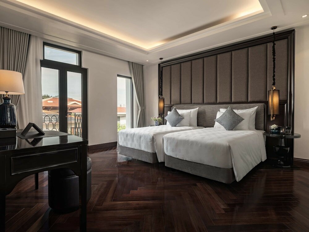 Фото Elegant Mansion 88