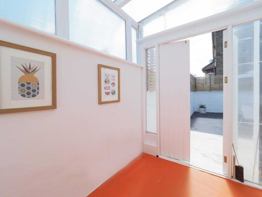 Фото Herbert Road