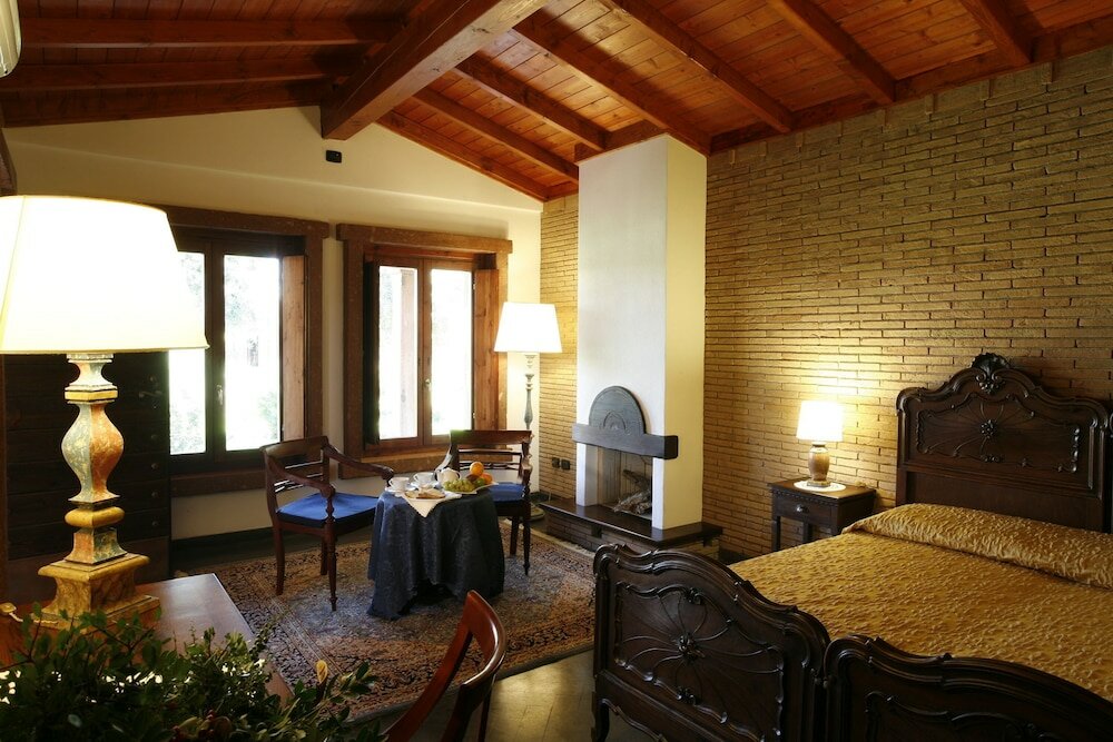 Фото Hotel Castellinaria