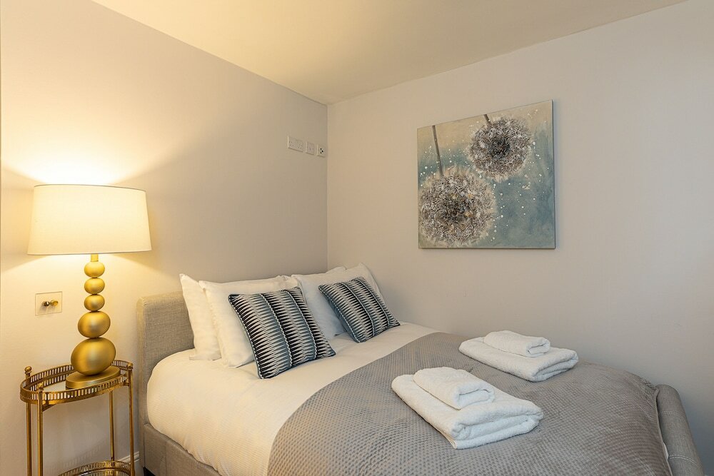 Фото Altido Stunning 6-bed house near Harrods in Knightsbridge