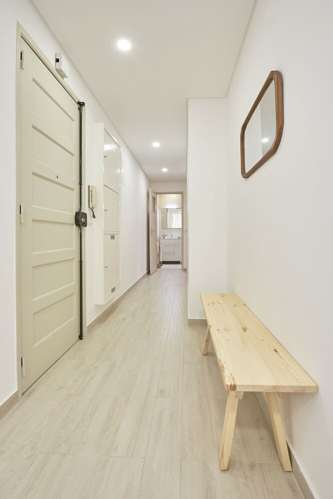 Фото Light Apartment W Balcony Apartment by TimeCooler