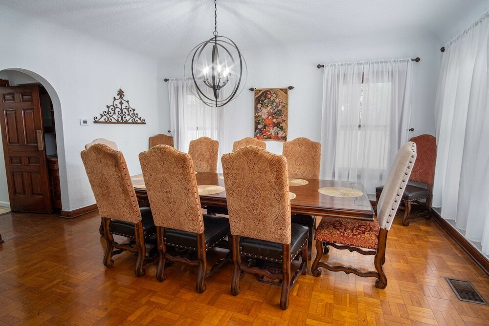 Фото Splash Into Vacation 6br Home w Pool & Waterslide