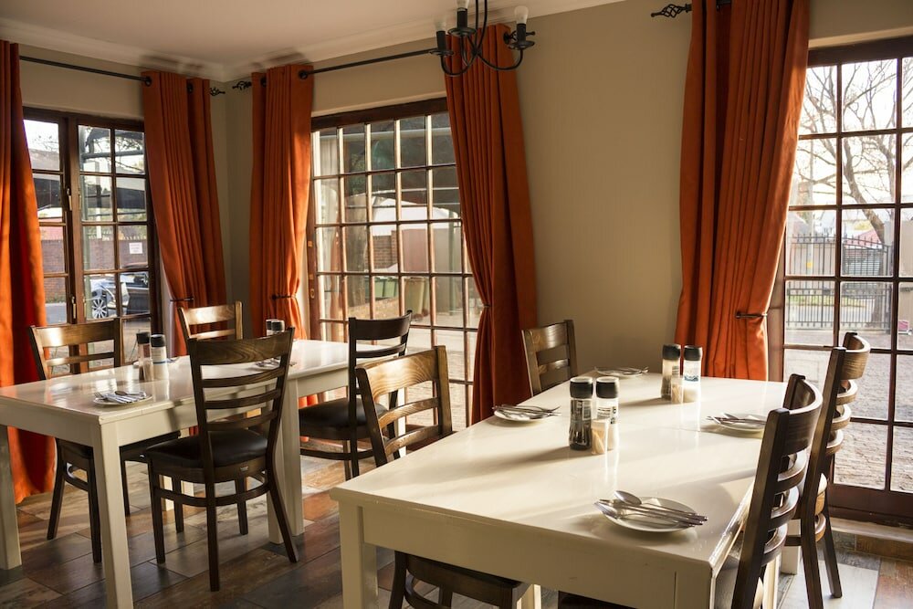 Фото Ruth Avenue Guest House