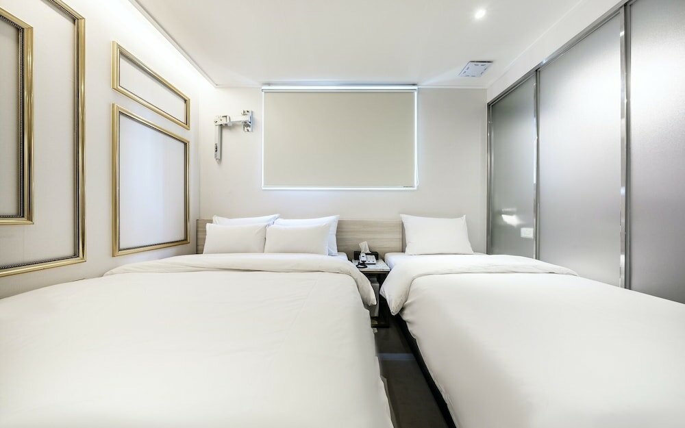 Фото M&Lucky Hotel