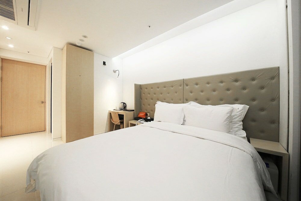 Фото Yeoksam Rich Well