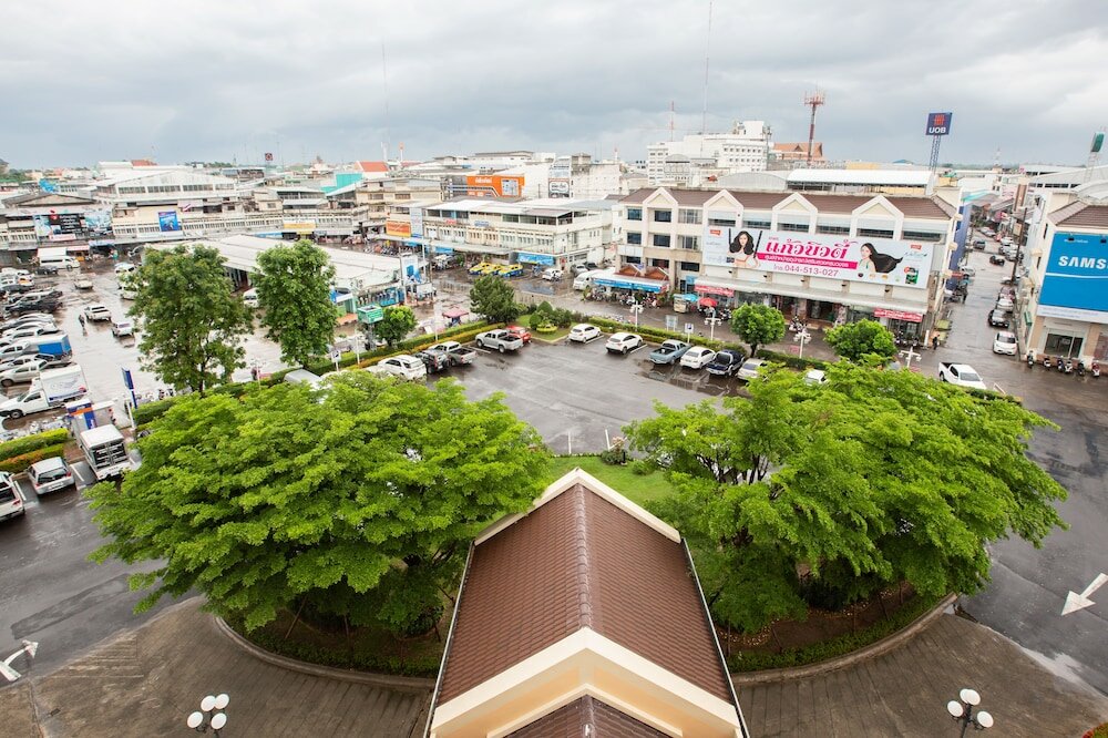 Фото Surin Majestic Hotel