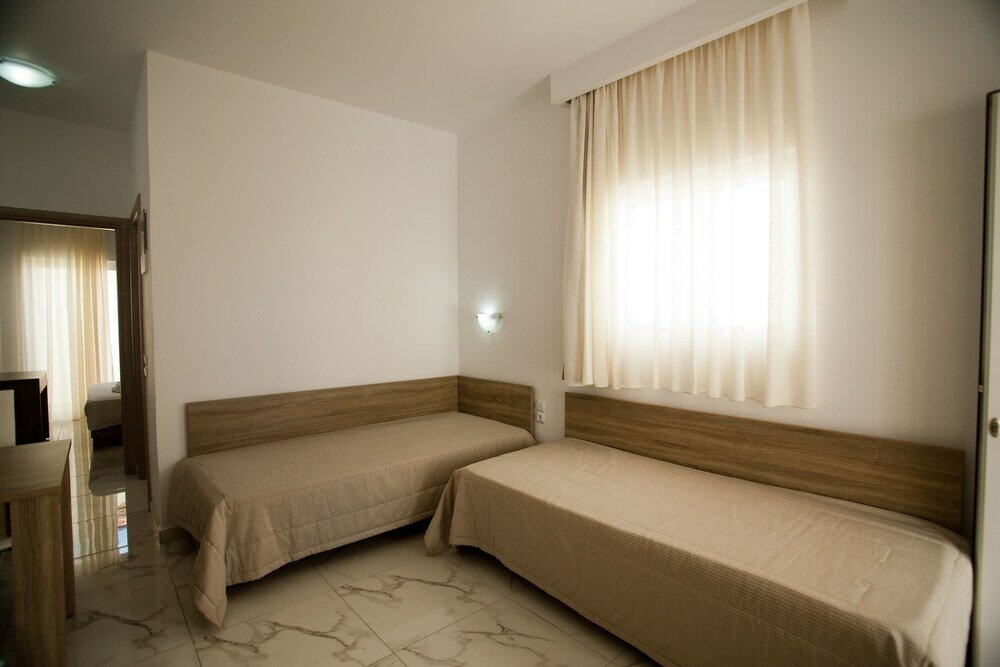 Фото Ocean Analipsis Apartments